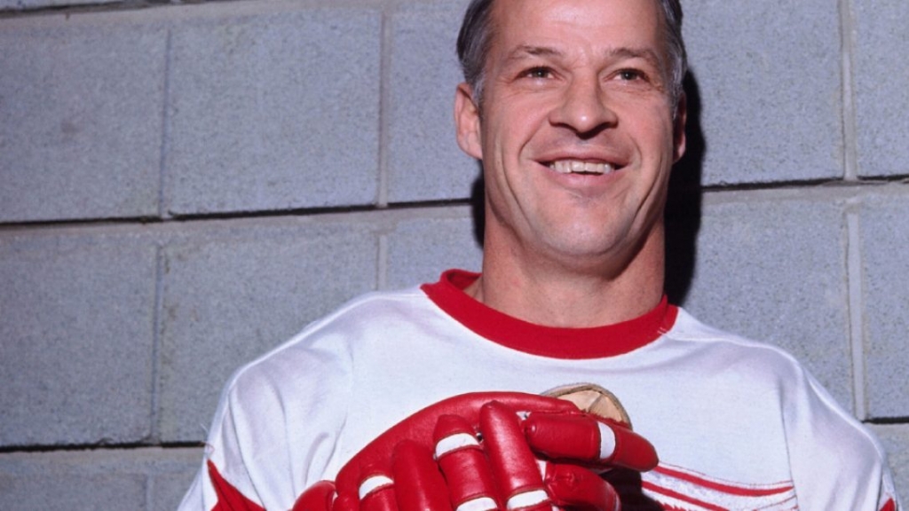 Gordie Howe, 'Mr. Hockey,' dies at 88