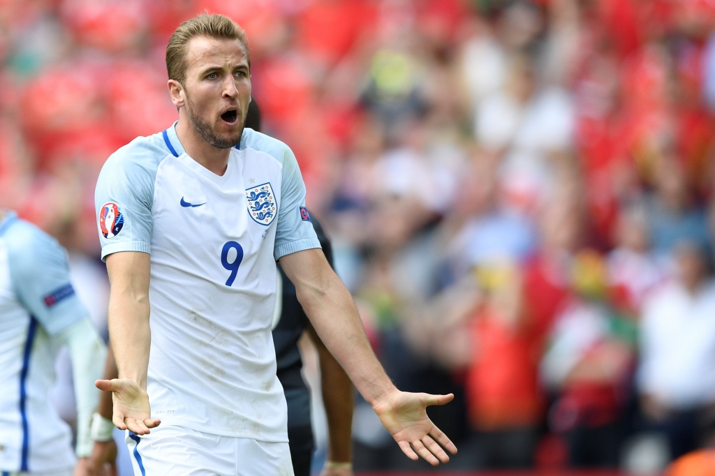 Vardy and Sturridge must now replace Kane for England says legend