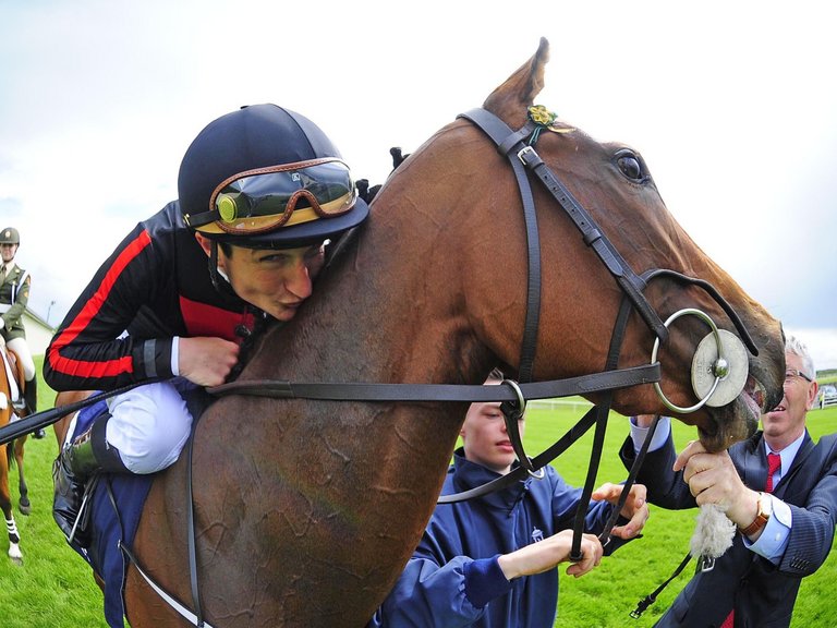 Jet Setting Looks a big player in the Coronation Stakes