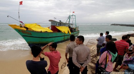 Govt to Allow Sri Lankan Asylum Seekers Temporarily Disembark in Aceh