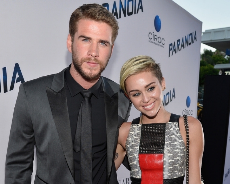 Liam Hemsworth & Miley Cyrus