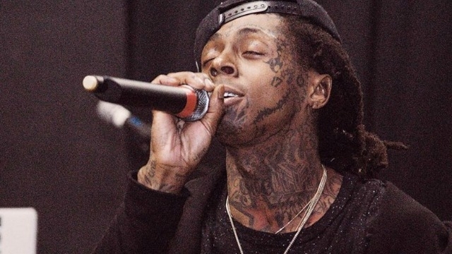 Rapper Lil Wayne thanks fans for their prayers after his seizure