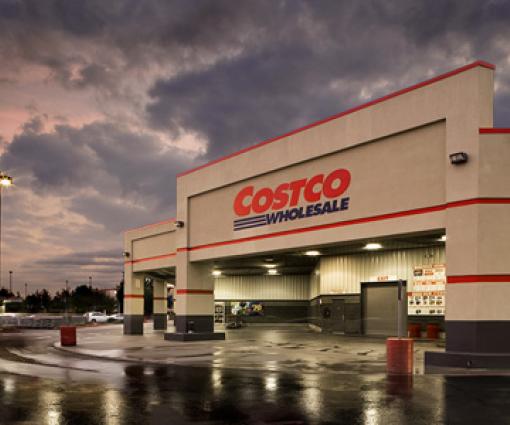 Costco finally accepts Visa cards after ending exclusive deal with AMEX