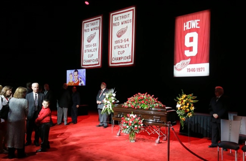 Watch live: Gordie Howe visitation at Joe Louis Arena