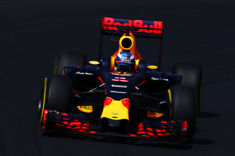 Daniel Ricciardo- Credit Charles Coates  Getty Images