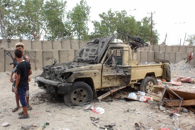 10 Yemeni soldiers killed in Al Qaeda attack near Aden airport