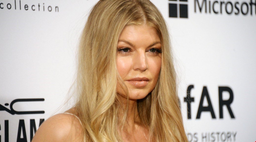 Fergie Debuts Epic 'M.I.L.F