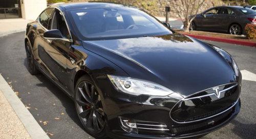 A Tesla Model S with version 7.0 software update containing Autopilot features is featured during a Tesla event in Palo Alto California on Oct.14 2015. /Reuters