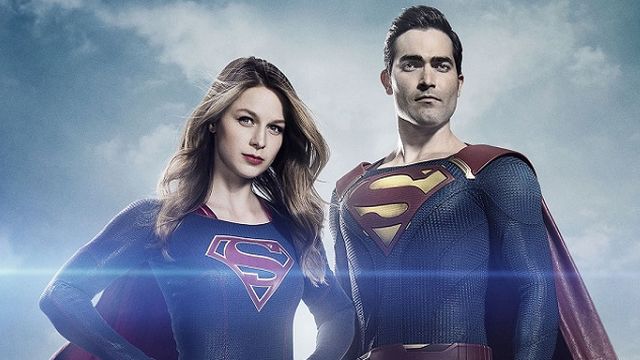 First Look at Superman in Supergirl