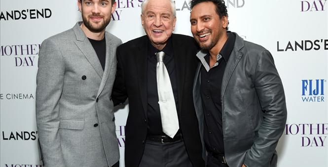 Writer-director Garry Marshall dies at age 81