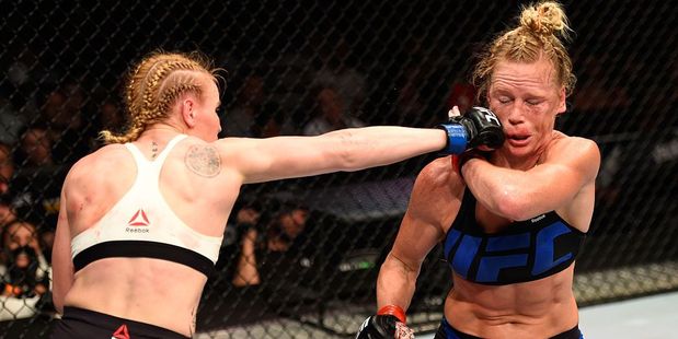 Holly Holm cops a punch to the dome