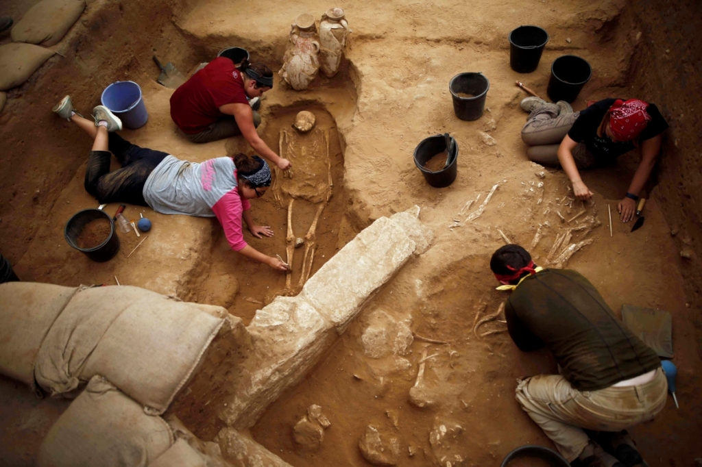 Israel find may help solve mystery of biblical Philistines