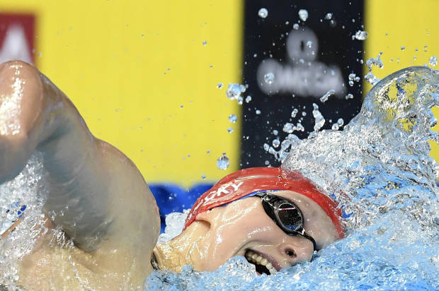 Ledecky poised to win 3rd individual title at US swim trials