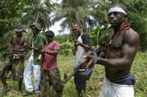 Militants attack oil and gas pipelines