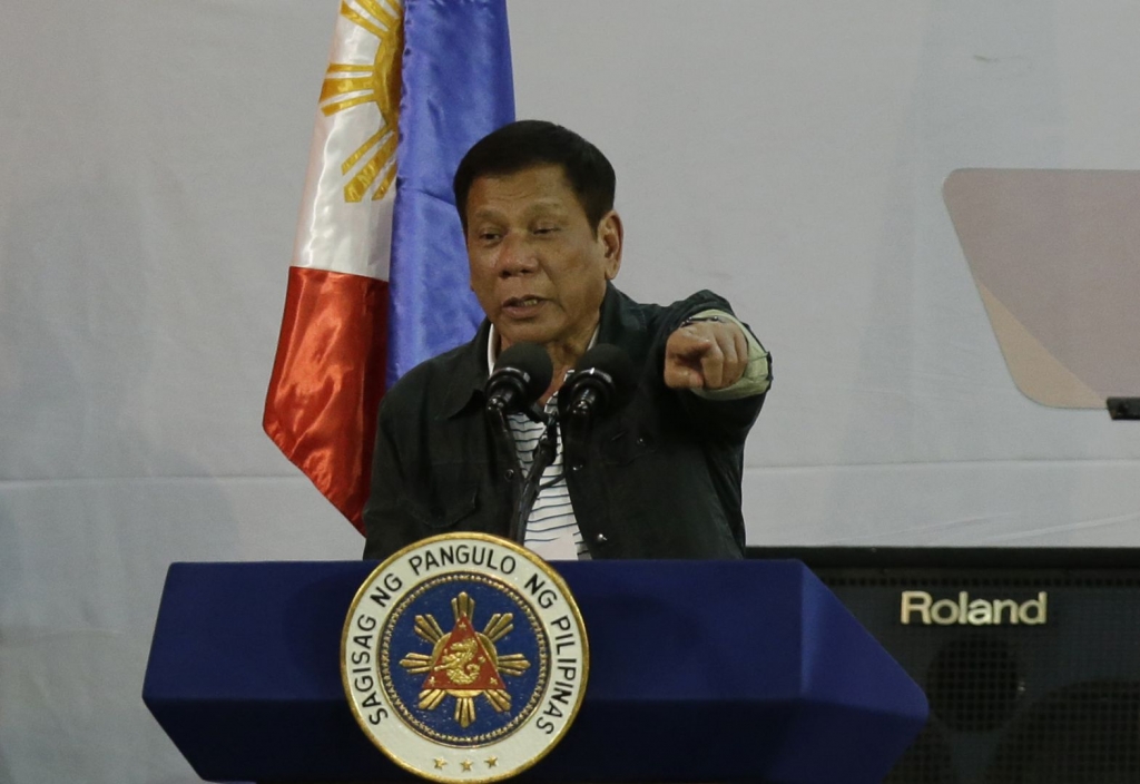 New Philippine President Duterte vows deadly crime war