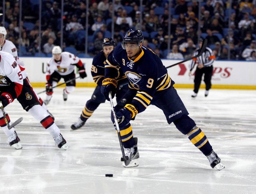 Buffalo Sabres: Tim Murray Needs to Make an Impact in Free Agency