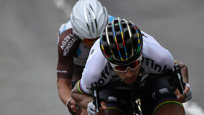 Sagan on the rivet- as he was for most of the stage.            
    
              
     
     
           Show Grid