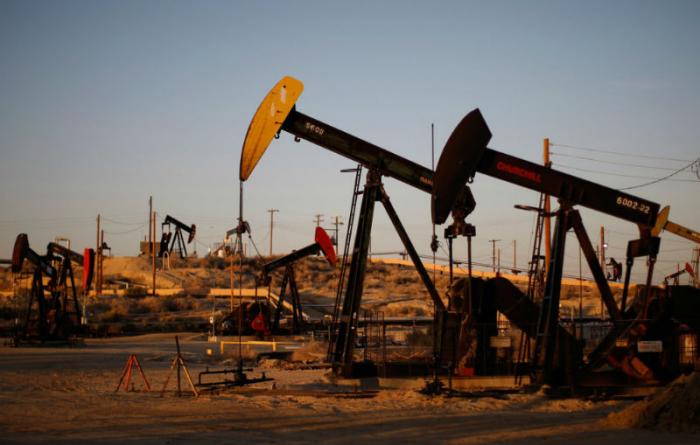 The United States has more oil reserves than Saudi Arabia or Russia