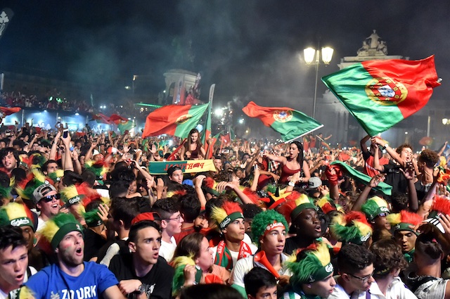 Thousands turn out to welcome home champions Portugal