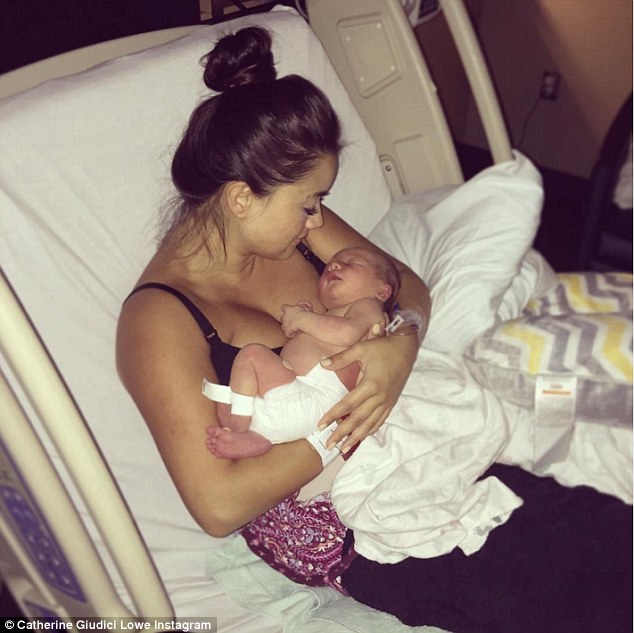 Too cute Catherine Giudici and Sean Lowe have shared the first