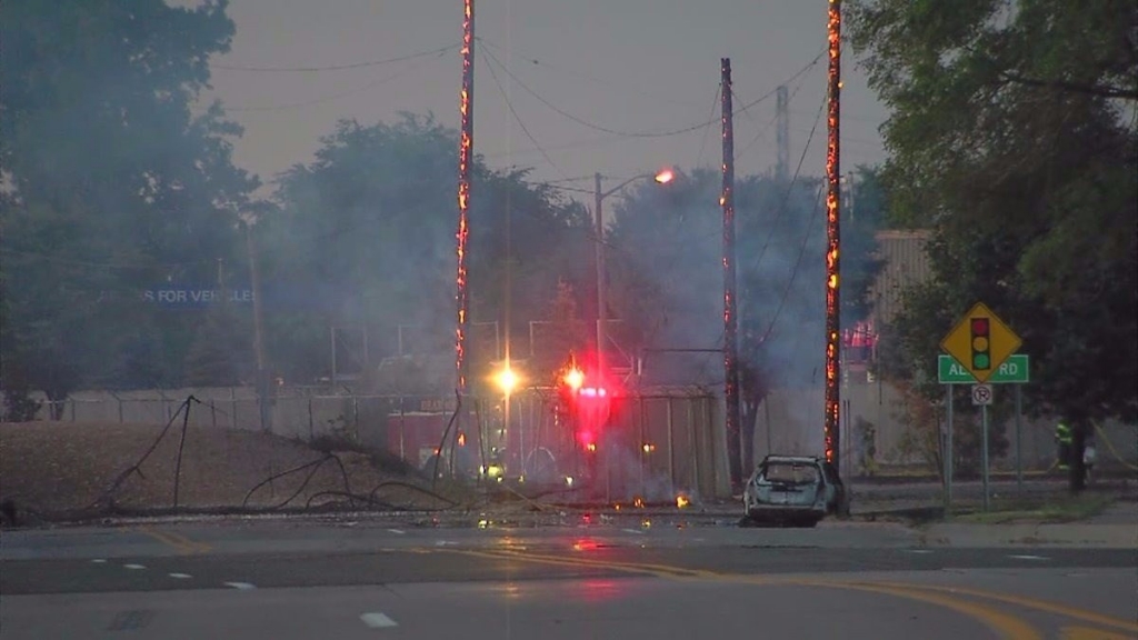 Car crash causes massive gas line explosion near Detroit