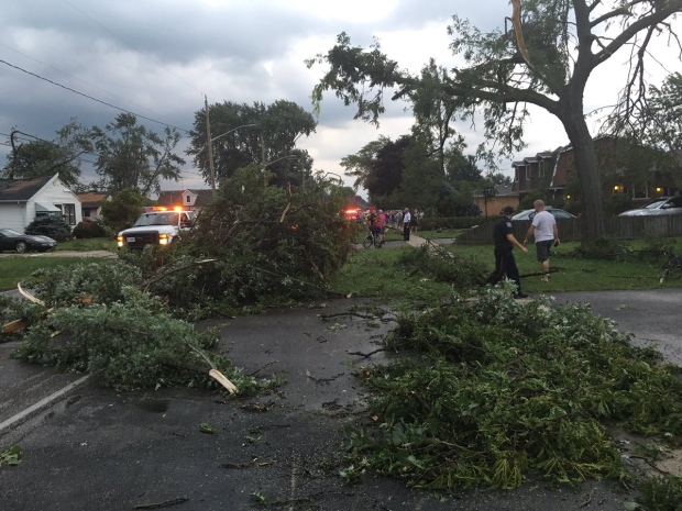 Tornado reported in LaSalle, Windsor Ontario, heavy storms moving into Ohio