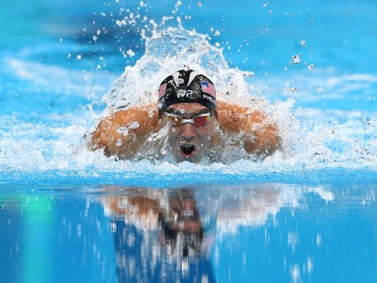 Rio 2016: Oldest US swimmer Ervin pulls upset with 50 freestyle gold