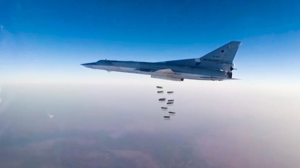 Russian warplanes take off from Iran to target IS in Syria