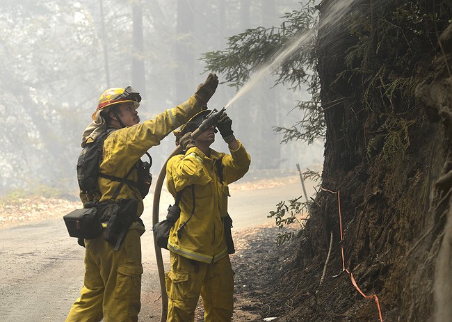 California wildfire forces shutdown of famed Big Sur parks