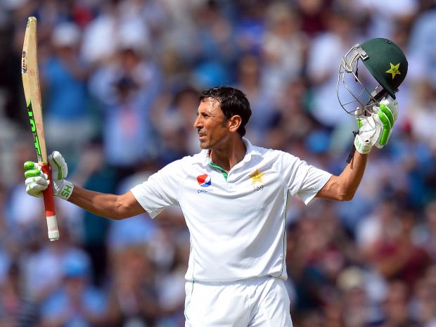 England vs Pakistan: Younus Khan's double century pus Pakistan in control as hosts face huge deficit