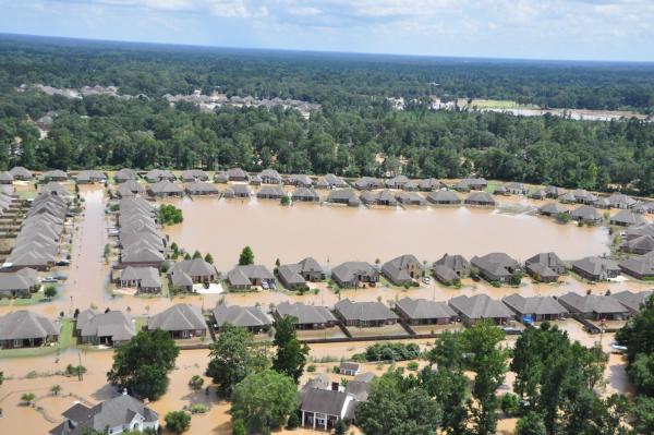 Obama's Vacation During Louisiana Flooding Leads to Backlash