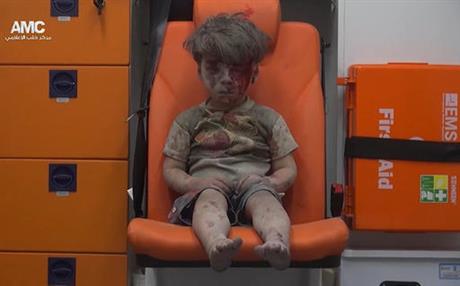 Heartbreaking Image Of Syrian Child Pulled From Aleppo Rubble