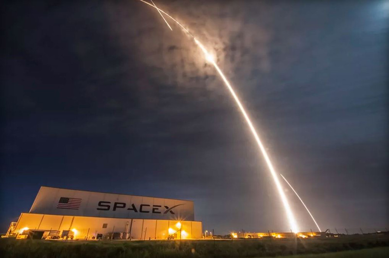 SpaceX cargo ship departs space station