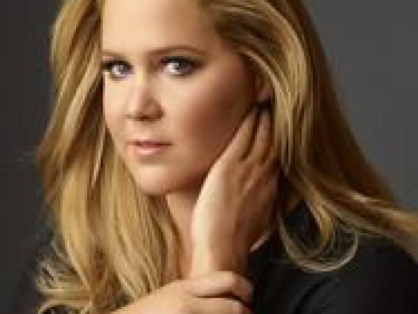 Comedian Amy Schumer Cancels Naperville Visit