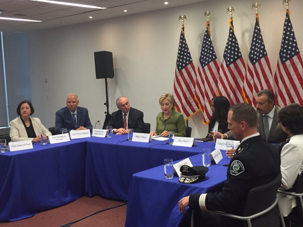 Clinton meets with law enforcement leaders including @CommissBratton