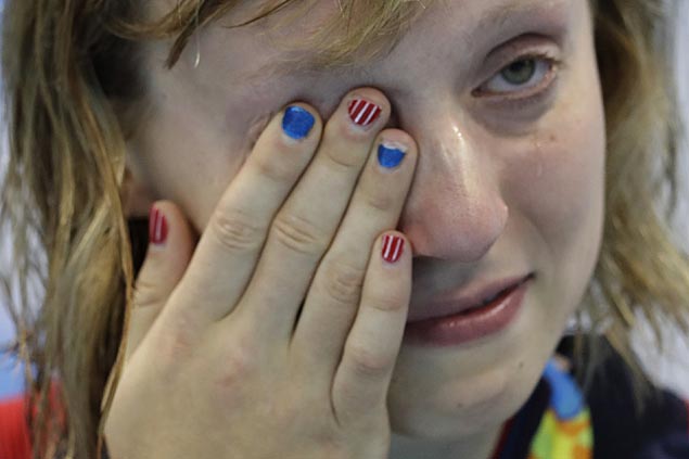 Katie Ledecky shines brightest on Day Seven with new world record and gold medal in 800 free