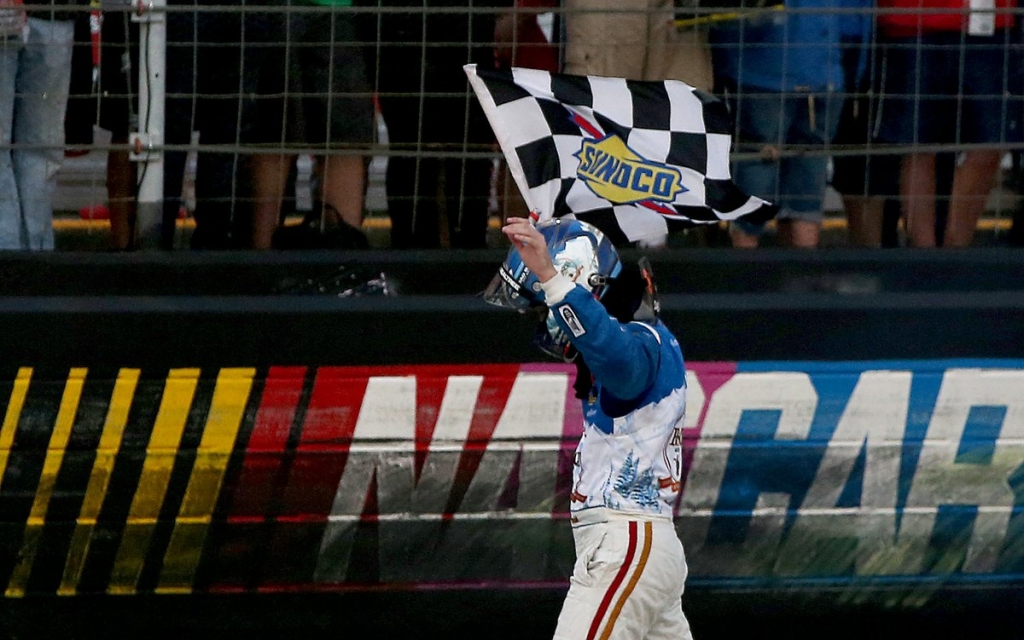 Kevin Harvick wins rain-delayed NASCAR race at Bristol