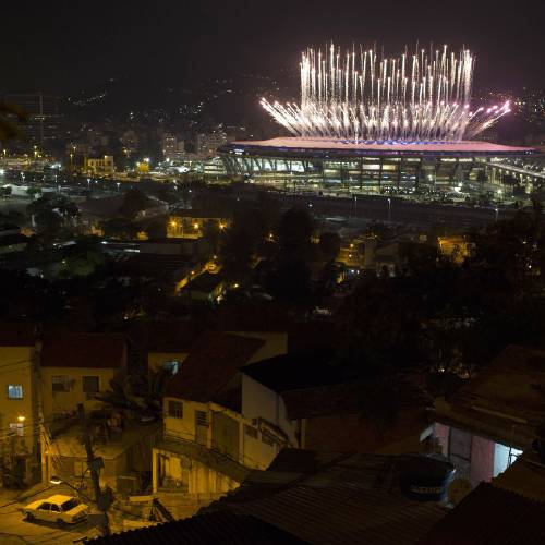 Man shot dead near Maracana after Olympic opening ceremony