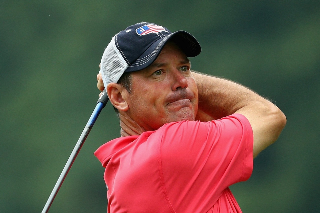 Speechless Rich Beem plays his way into weekend at PGA Championship