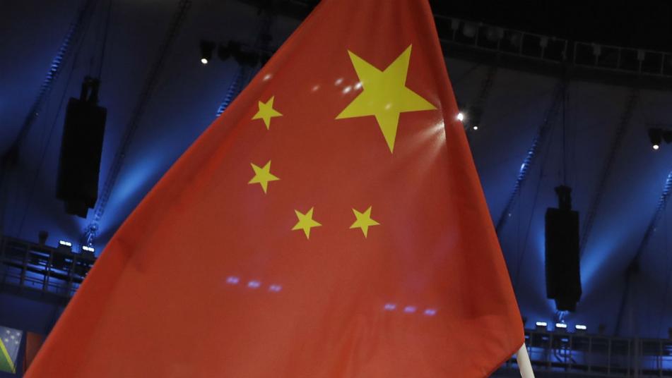 Are the Olympics using an unofficial Chinese flag?