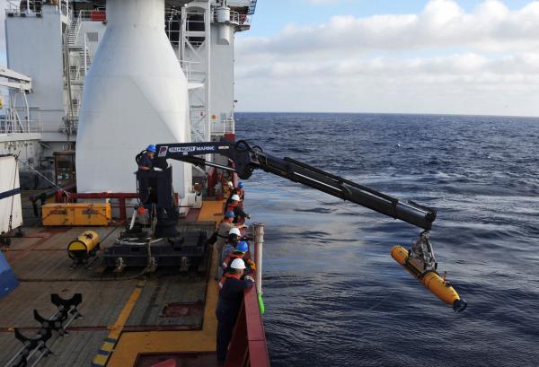 Search for missing MH370 to be 'suspended' if not in current search area