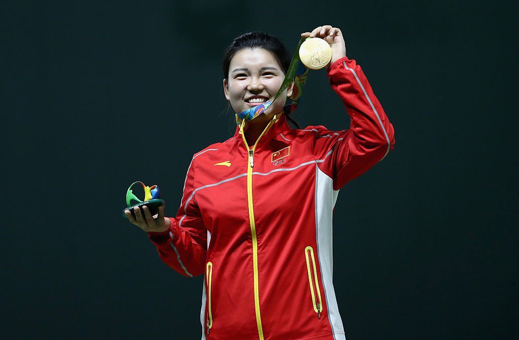 China's Zhang Mengxue shot an Olympic record to win gold at Rio 2016