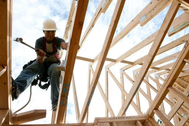 US Building Permits Fell 0.1% in July