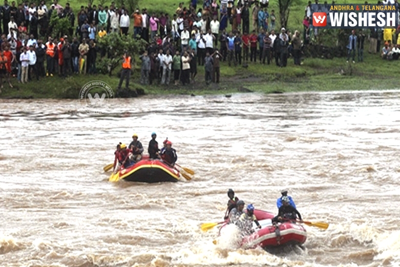 Mahad Bridge Collapse 3 Dead Bodies Found Search Opt Continues