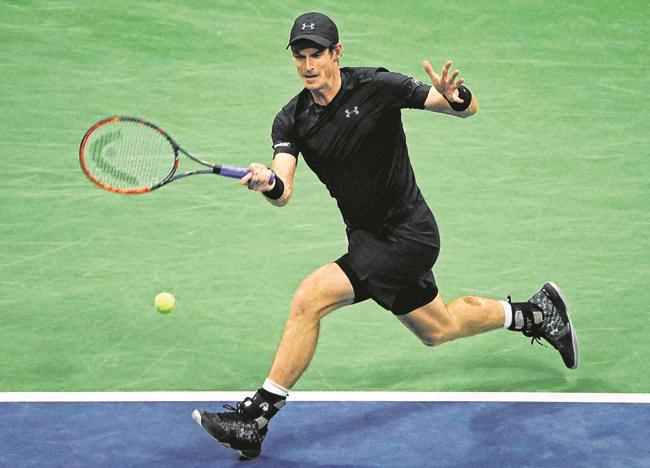 Murray powers into US Open qtrs