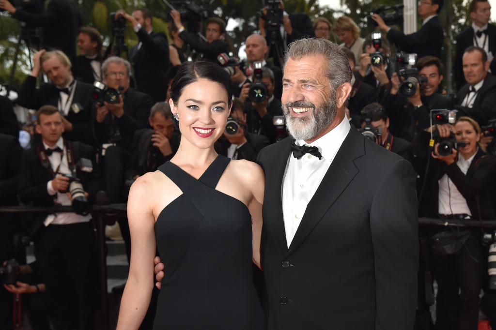 Casey Suglia10 min ago Mel Gibson and Girlfriend Rosalind Ross Announce They're Expecting     LOIC VENANCE  AFP  Getty Images