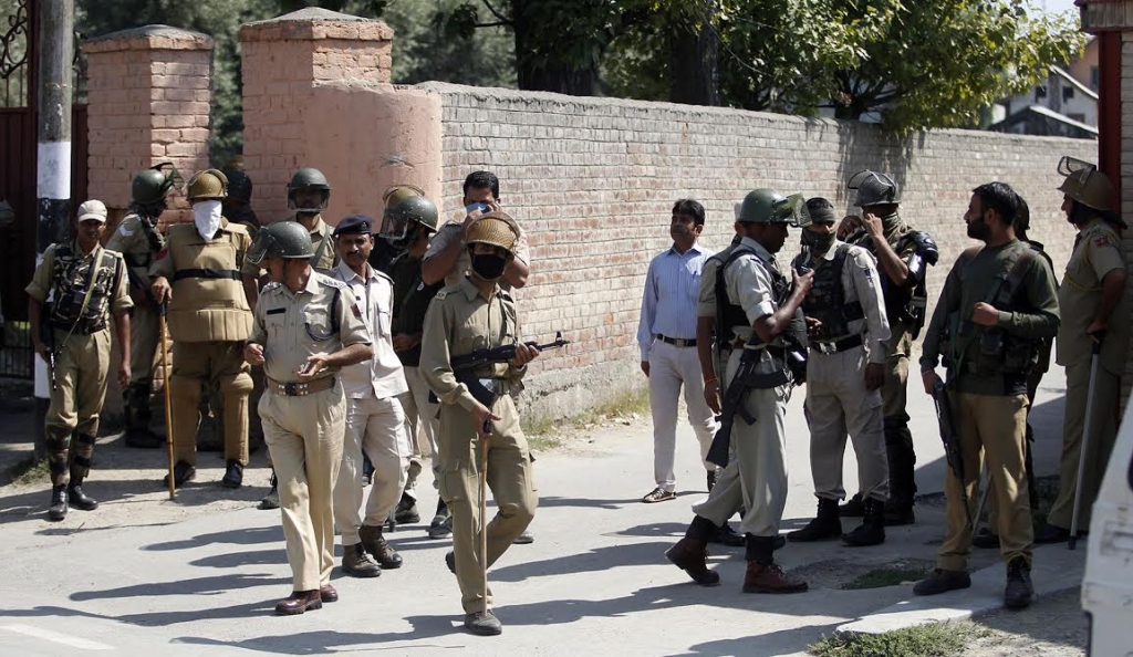 Large number of police and CRPF men had sealed the residence of Syed Ali Geelani from all sides and no one was allowed to enter