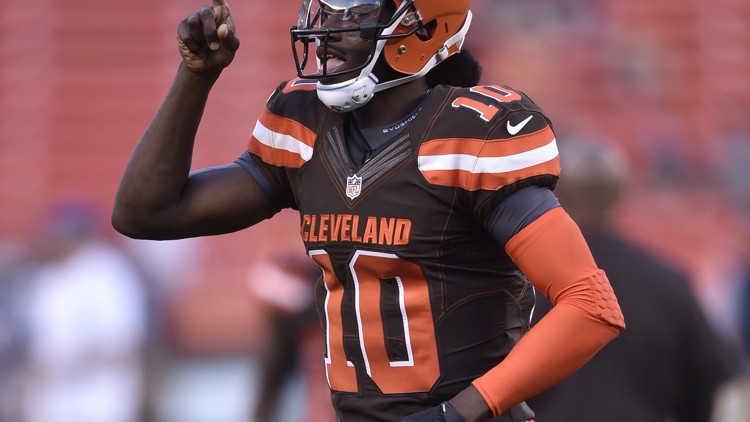 Castoff to captain RG3 embracing new shot as QB with Browns