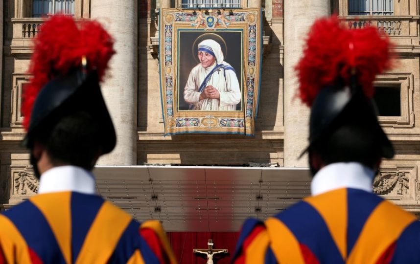 Central Ohioans who knew Mother Teresa say she was a saint in life, too