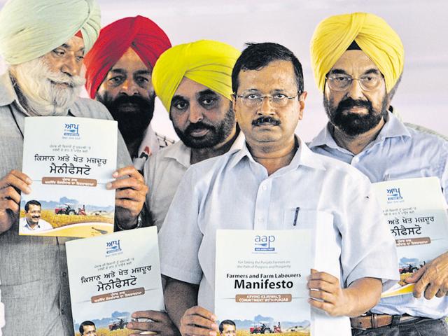 AAP leaders lodge defamation case against party MLA Devender Sehrawat